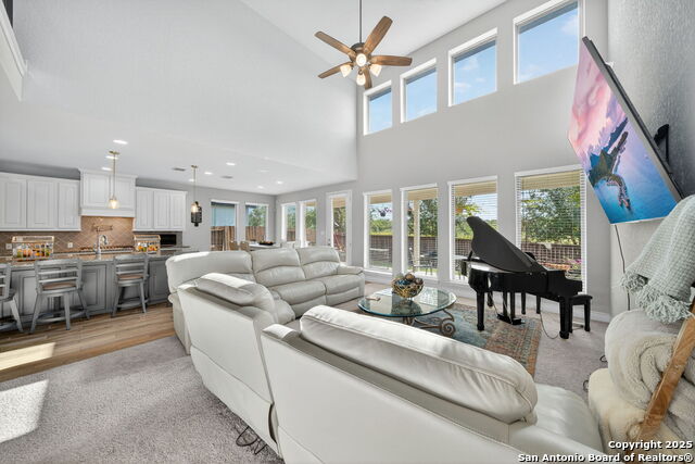 Image 8 of 40 For 5389 Hartley Square