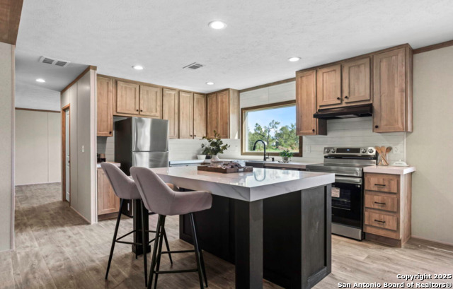 Image 14 of 35 For 914 Swallows Ln