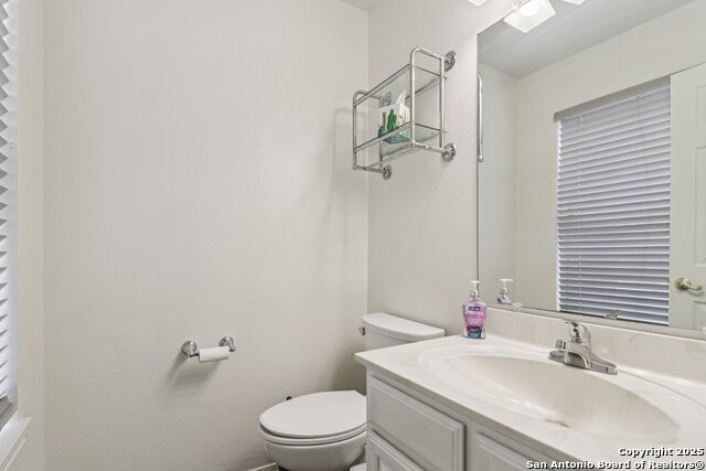 Listing photo id 12 for 8501 Quail Tree