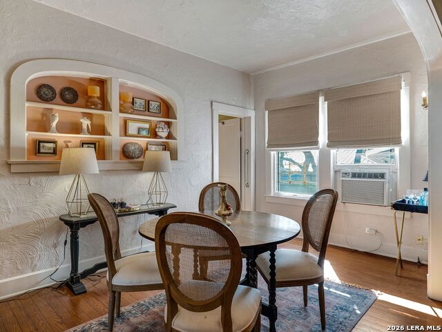 Image 16 of 45 For 206 Laurel Heights Place