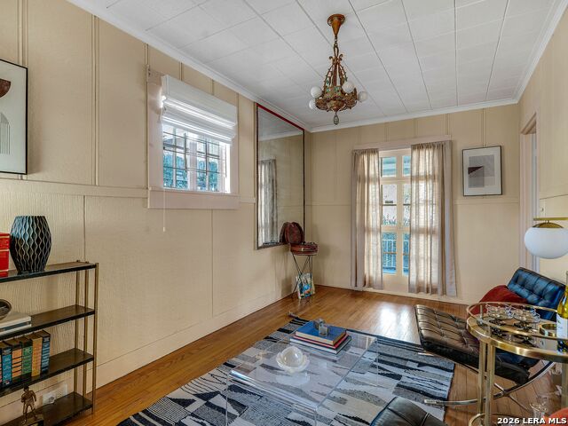 Image 21 of 45 For 206 Laurel Heights Place