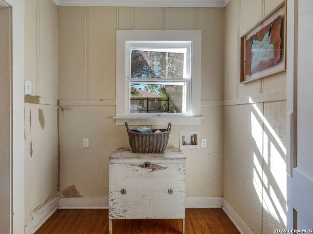 Image 22 of 45 For 206 Laurel Heights Place