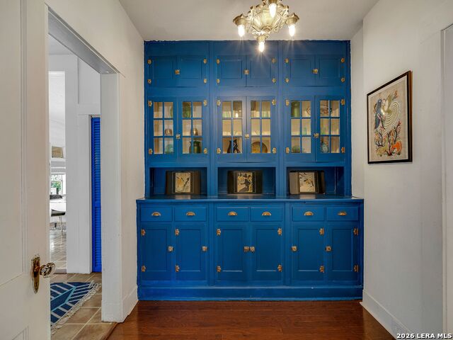 Image 24 of 45 For 206 Laurel Heights Place