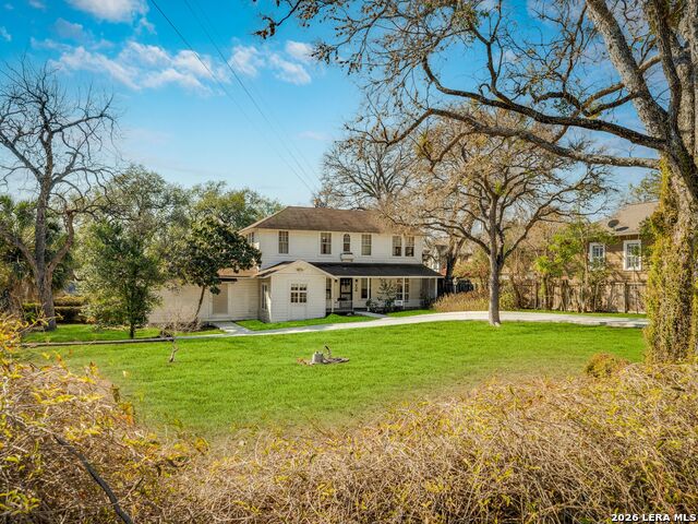 Image 4 of 45 For 206 Laurel Heights Place