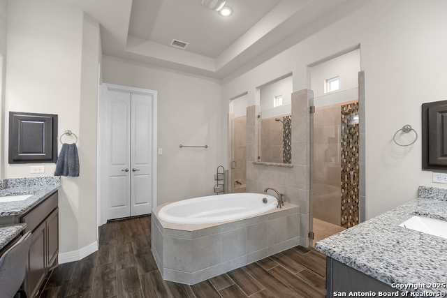 Listing photo id 13 for 260 Lawrence