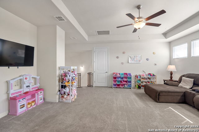 Listing photo id 16 for 260 Lawrence