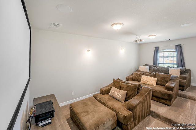 Listing photo id 21 for 260 Lawrence