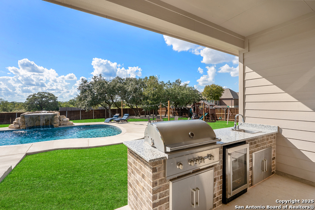 Listing photo id 25 for 260 Lawrence