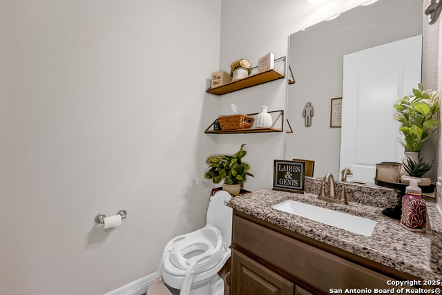 Listing photo id 4 for 260 Lawrence