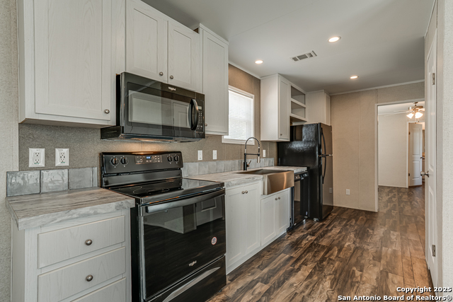 Image 12 of 48 For 71 Spanish Oak