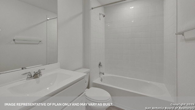 Listing photo id 24 for 216 Las Lomas