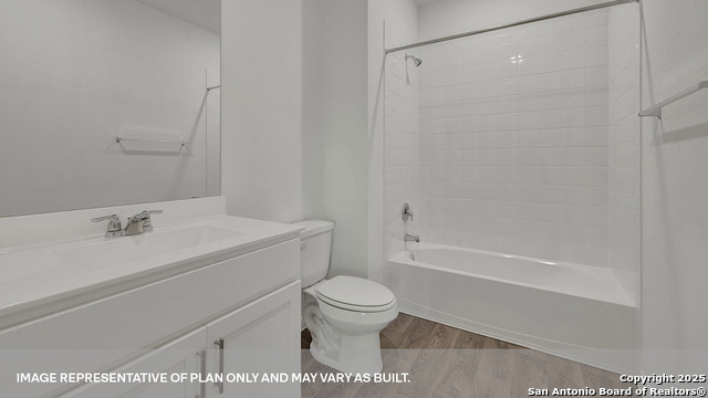 Listing photo id 4 for 216 Las Lomas