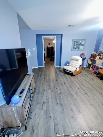 Image 23 of 40 For 4543 Wrangler Run S