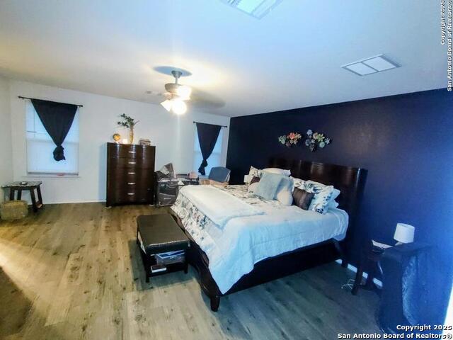 Image 25 of 40 For 4543 Wrangler Run S