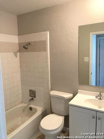 Image 12 of 14 For 1225 Churing Dr