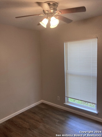 Image 8 of 14 For 1225 Churing Dr