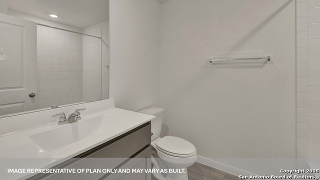 Image 30 of 41 For 137 Las Lomas