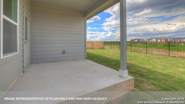 Image 32 of 41 For 137 Las Lomas