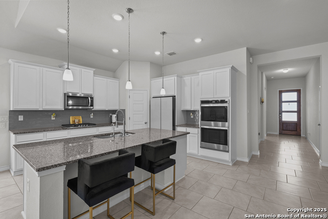 Image 11 of 30 For 1637 Cullanne