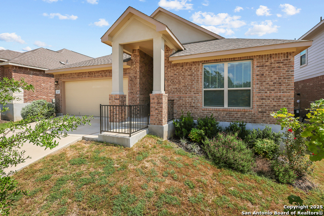 Image 2 of 30 For 1637 Cullanne