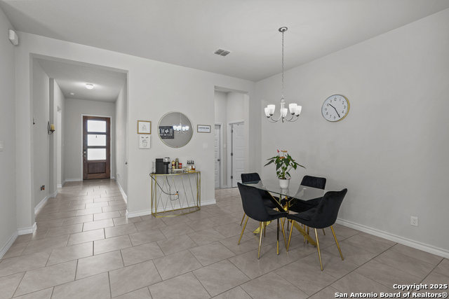 Image 21 of 30 For 1637 Cullanne