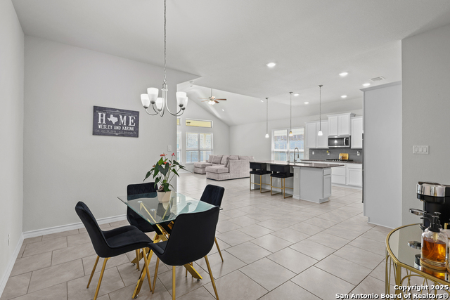 Image 22 of 30 For 1637 Cullanne