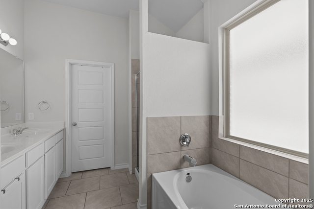 Image 26 of 30 For 1637 Cullanne