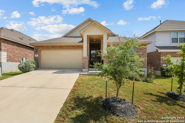 Image 3 of 30 For 1637 Cullanne