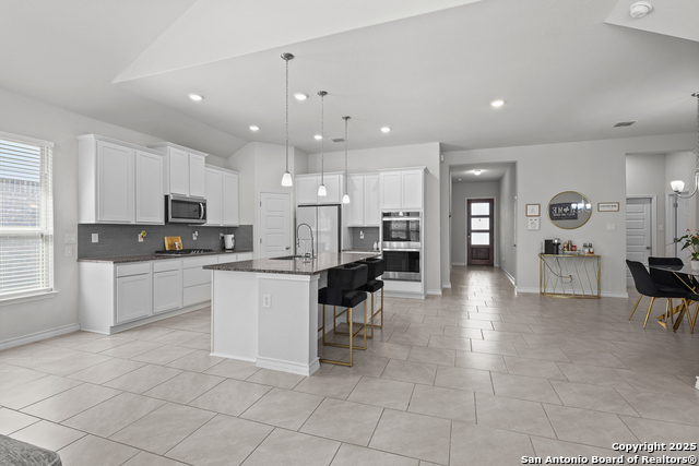 Image 7 of 30 For 1637 Cullanne