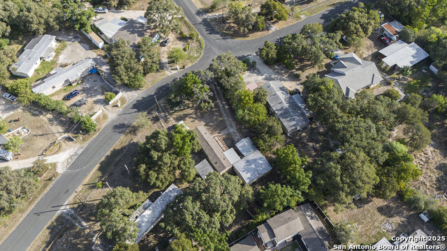 Image 28 of 36 For 12106 Grapevine