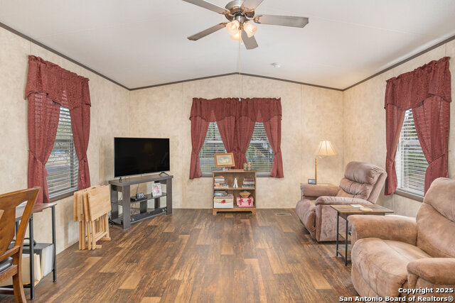 Image 8 of 36 For 12106 Grapevine