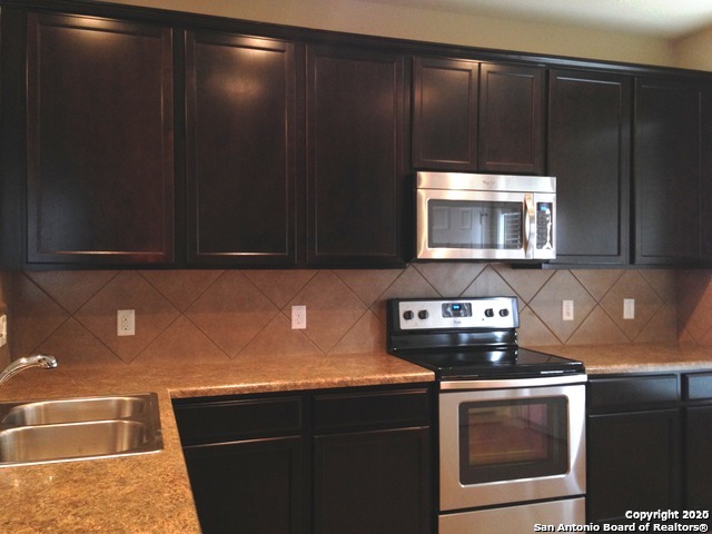 Image 10 of 28 For 3726 Coyote Creek