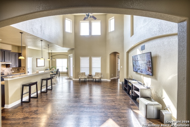 Image 15 of 44 For 13408 Cranbrook