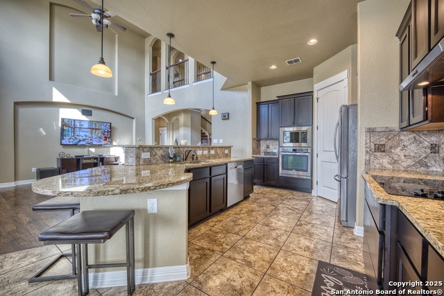 Image 24 of 44 For 13408 Cranbrook