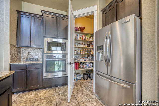 Image 4 of 44 For 13408 Cranbrook