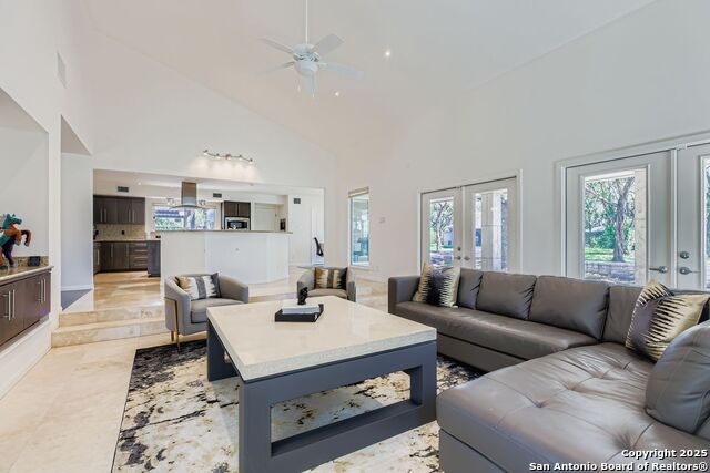 Image 8 of 28 For 14007 Mint Trail