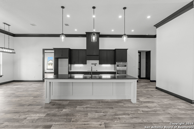 Image 10 of 43 For 158 Estates  