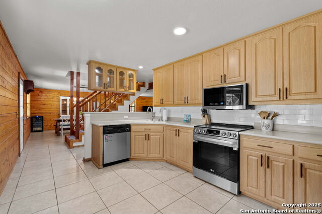 Image 7 of 41 For 795 County Road 368