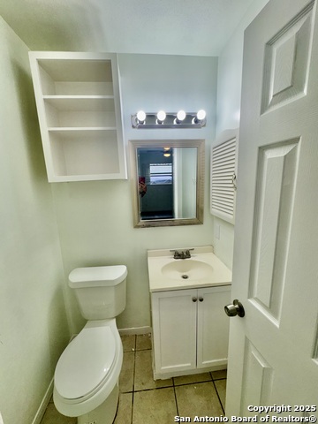 Image 10 of 14 For 4810 Wordsworth