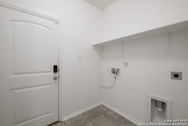 Image 10 of 11 For 8938 Victoria Lake