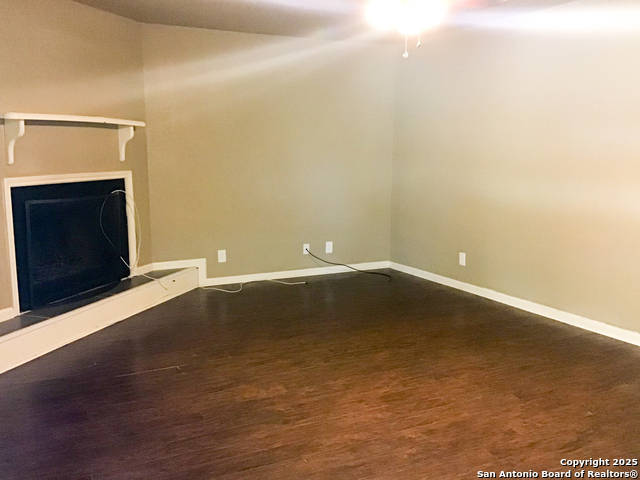 Image 4 of 11 For 75 Freeman