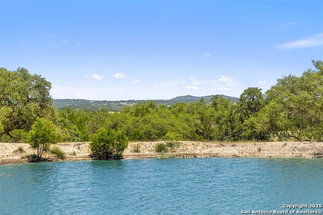 Image 16 of 19 For 938 Lindeman Lane