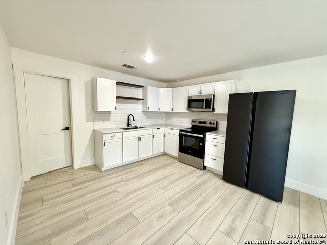 Image 6 of 42 For 2204 San Antonio W 1