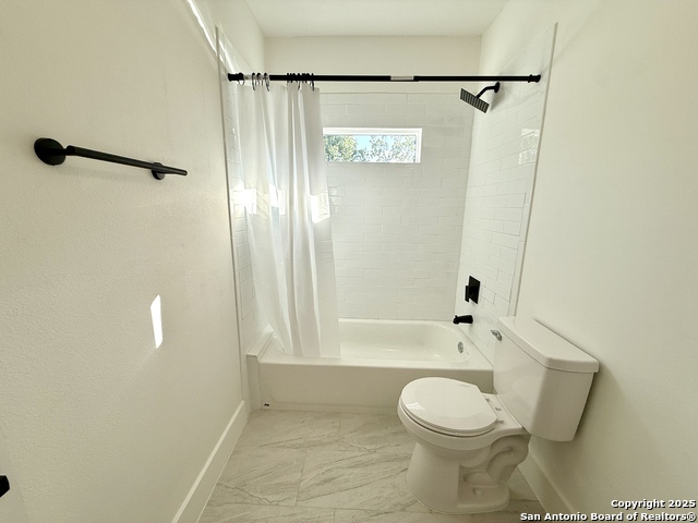 Image 10 of 23 For 2204 San Antonio W 5