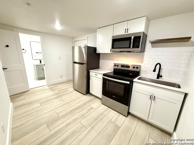 Image 4 of 24 For 2204 San Antonio W 2