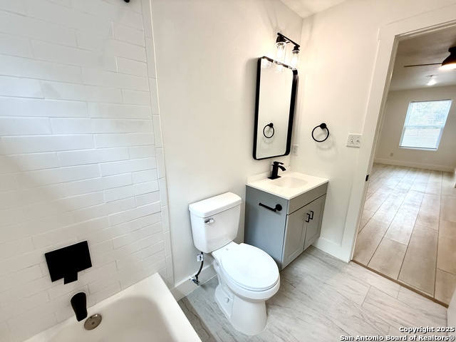 Image 12 of 23 For 2204 San Antonio W 6