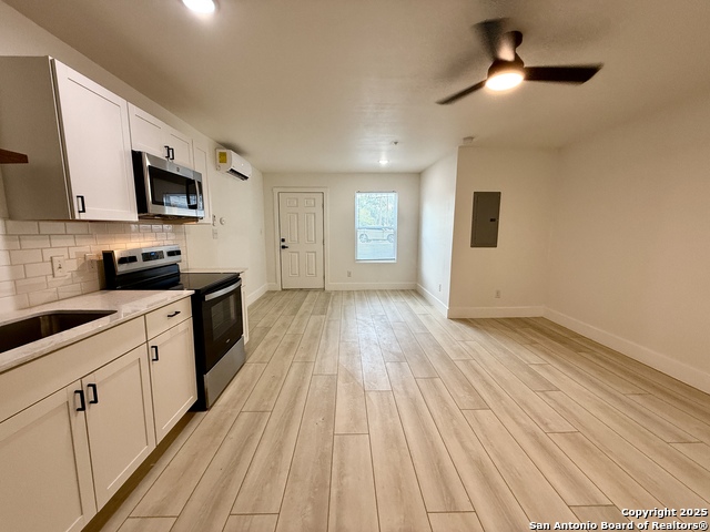 Image 7 of 23 For 2204 San Antonio W 6
