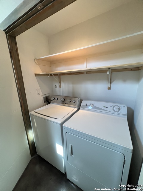 Image 15 of 25 For 1542 Alamo N 104