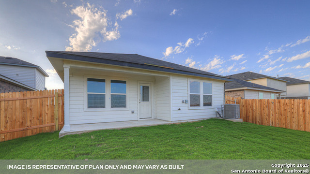 Image 24 of 32 For 112 Raymondville Path