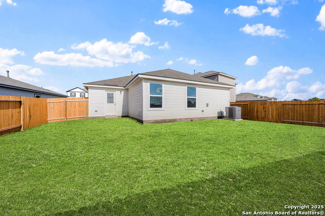 Image 3 of 18 For 3530 Georgia Trace